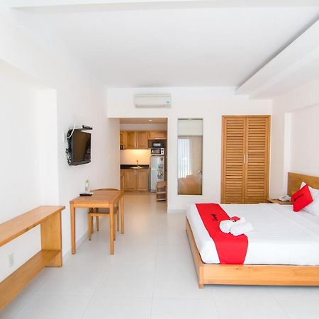Reddoorz Plus Near Secc D7 Ho Chi Minh-stad Buitenkant foto